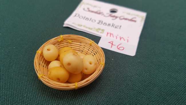Miniature Wicker Basket with Potatoes - Vegetables - Fairy - Dollhouse - Barbie - 10 piece set