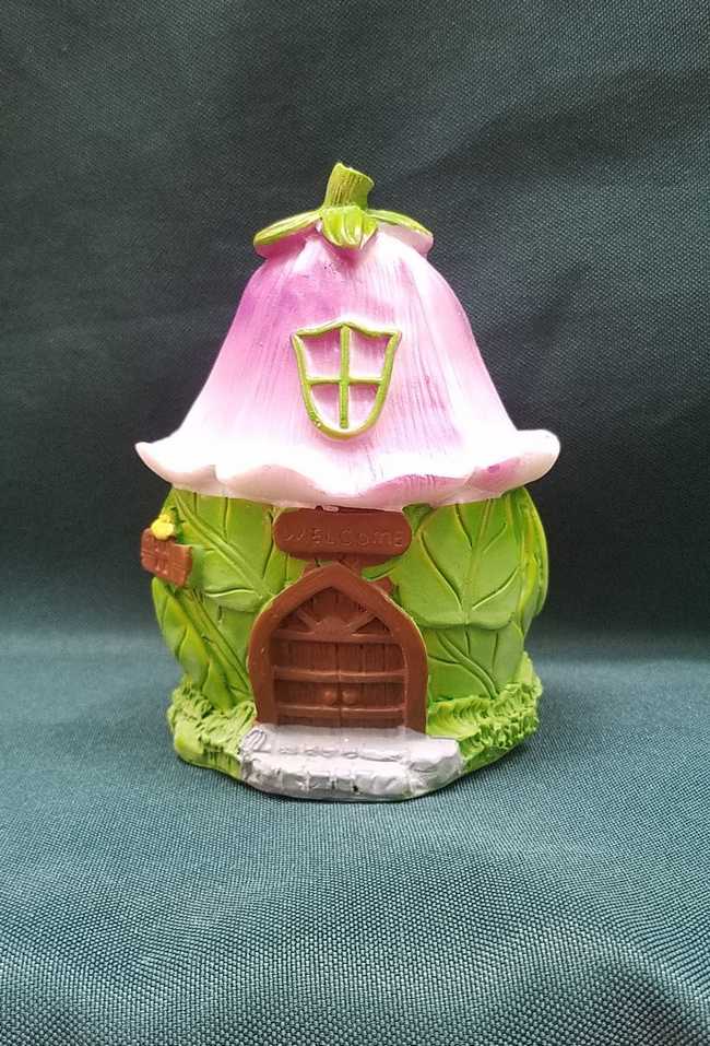Read more: Miniature Resin Fairy House - Green Leaves - Flower Roof - Brown Door - 4'' Tall 